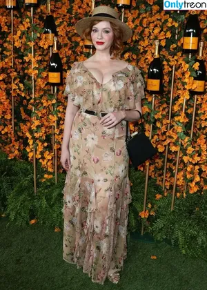 Christina Hendricks / actuallychristinahendricks nude photo #1569
