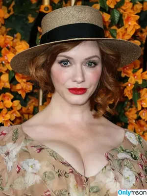 Christina Hendricks / actuallychristinahendricks nude photo #1573