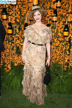 Christina Hendricks / actuallychristinahendricks nude photo #1585