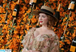Christina Hendricks / actuallychristinahendricks nude photo #1595