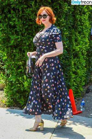 Christina Hendricks / actuallychristinahendricks nude photo #1629