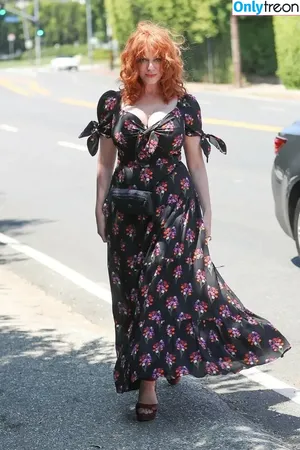 Christina Hendricks / actuallychristinahendricks nude photo #1648