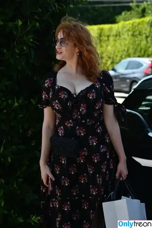 Christina Hendricks / actuallychristinahendricks nude photo #1664