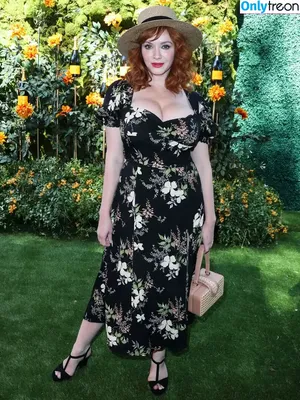 Christina Hendricks / actuallychristinahendricks nude photo #1682