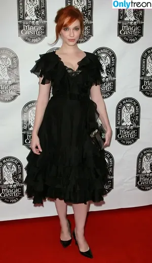 Christina Hendricks / actuallychristinahendricks nude photo #1704