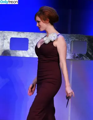 Christina Hendricks / actuallychristinahendricks nude photo #1915