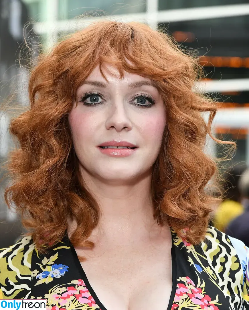 Christina Hendricks nude photo #1382 (actuallychristinahendricks)