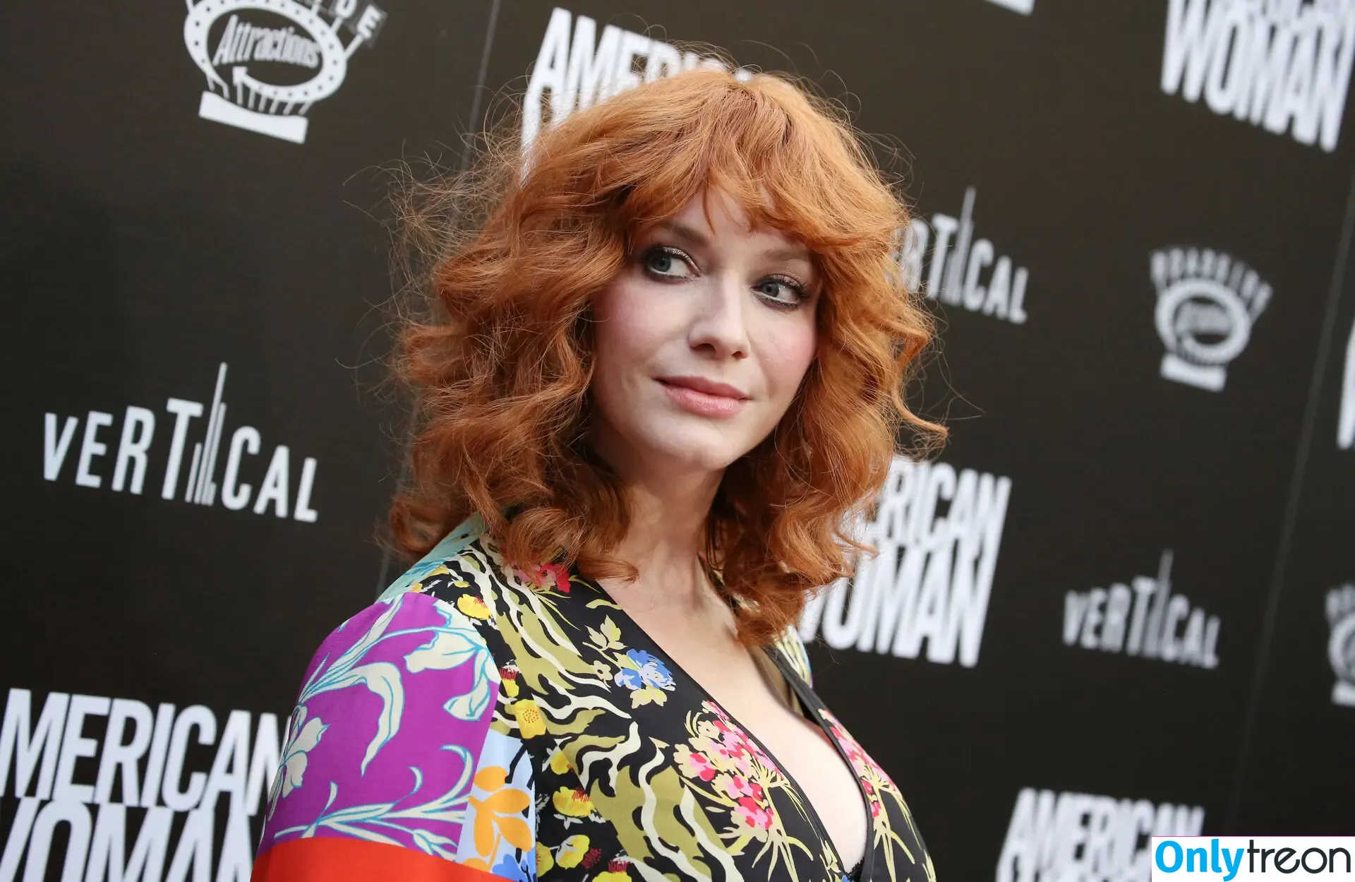 Christina Hendricks nude photo #1393 (actuallychristinahendricks)