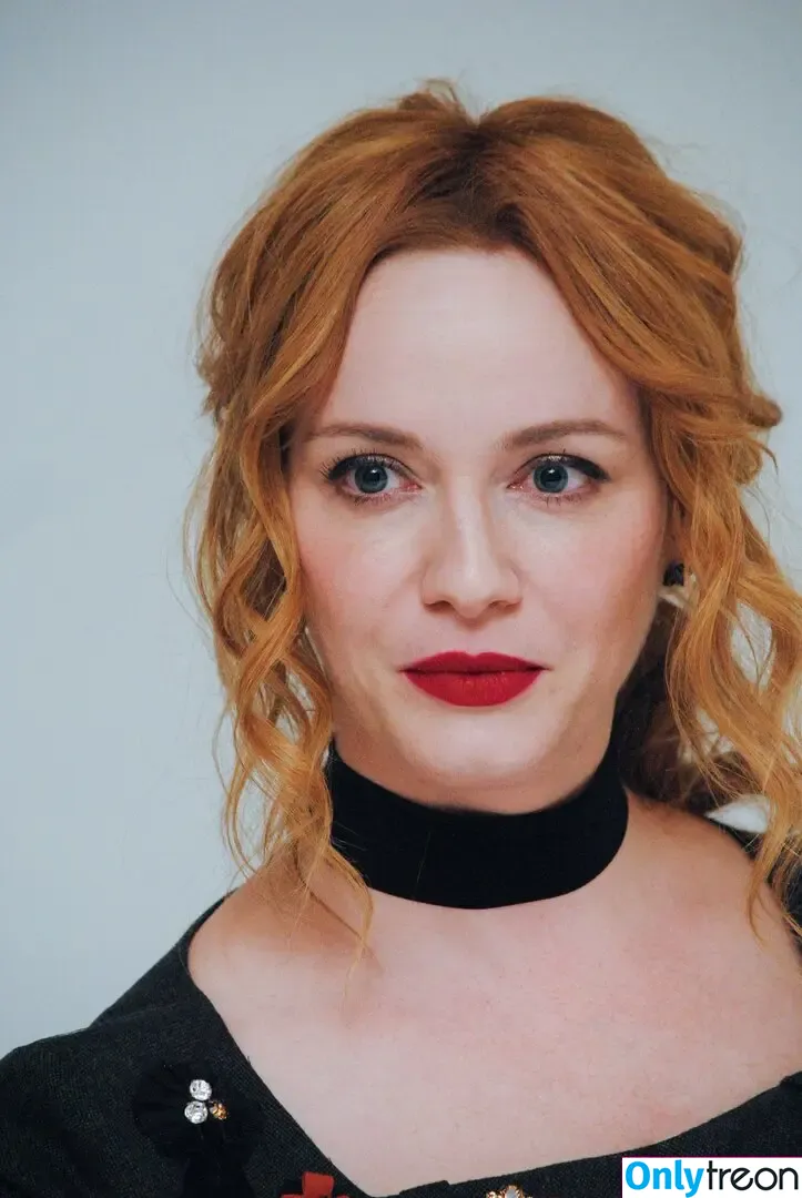 Christina Hendricks nude photo #1437 (actuallychristinahendricks)