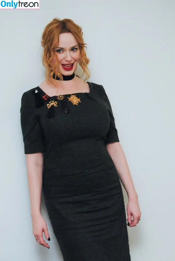 Christina Hendricks nude photo #1447 (actuallychristinahendricks)