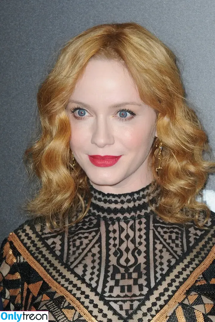 Christina Hendricks nude photo #1455 (actuallychristinahendricks)