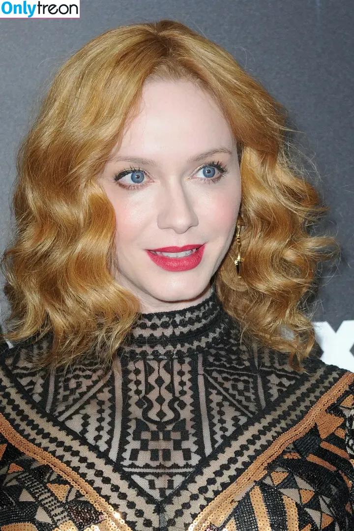 Christina Hendricks nude photo #1457 (actuallychristinahendricks)