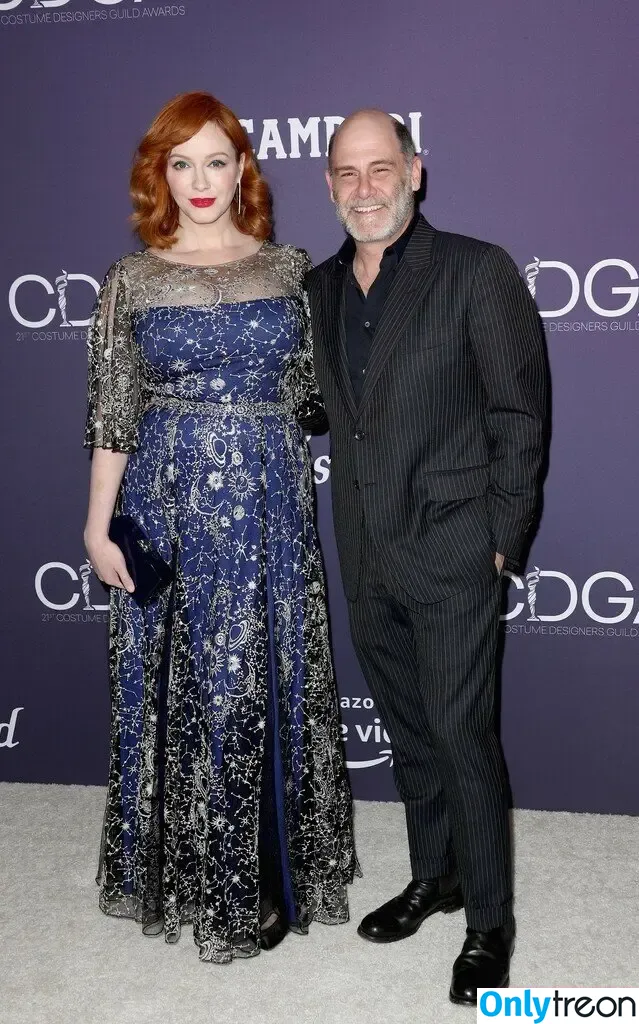 Christina Hendricks nude photo #1470 (actuallychristinahendricks)