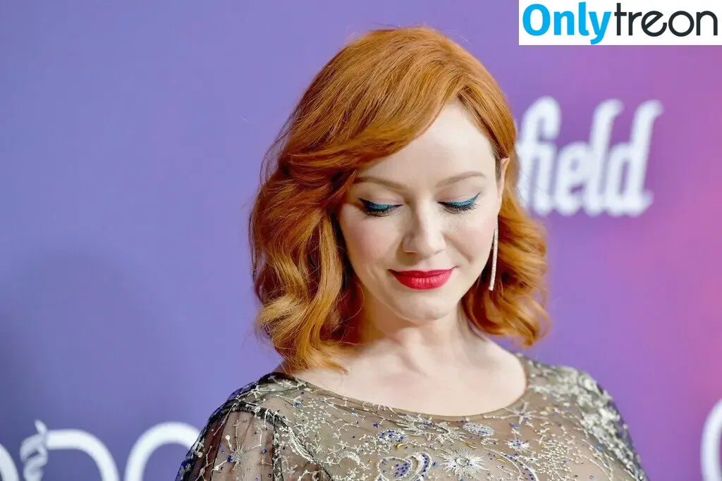 Christina Hendricks nude photo #1476 (actuallychristinahendricks)