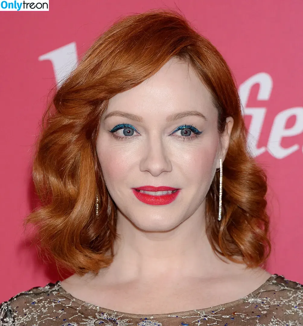 Christina Hendricks nude photo #1479 (actuallychristinahendricks)