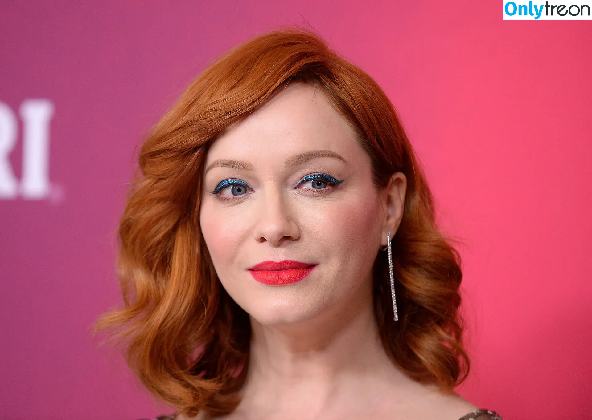 Christina Hendricks nude photo #1487 (actuallychristinahendricks)