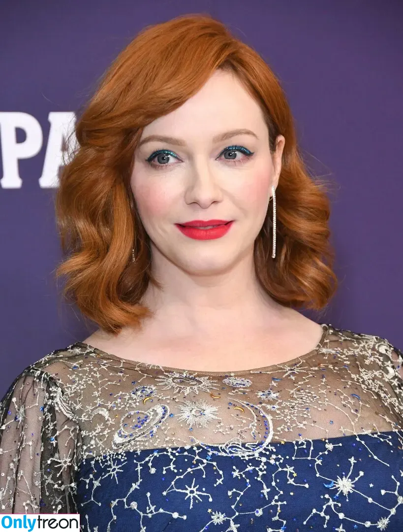 Christina Hendricks nude photo #1497 (actuallychristinahendricks)