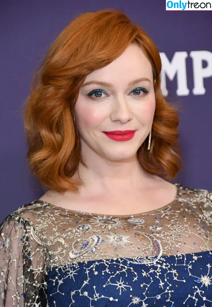 Christina Hendricks nude photo #1499 (actuallychristinahendricks)