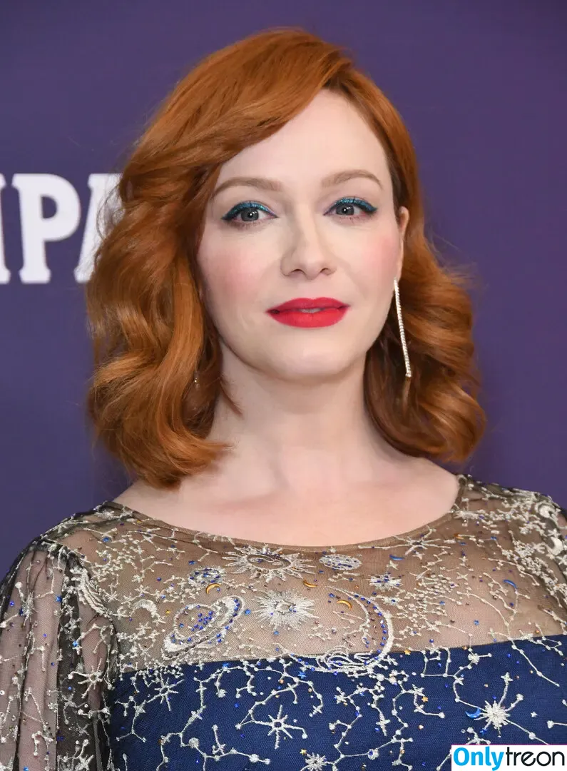 Christina Hendricks nude photo #1504 (actuallychristinahendricks)