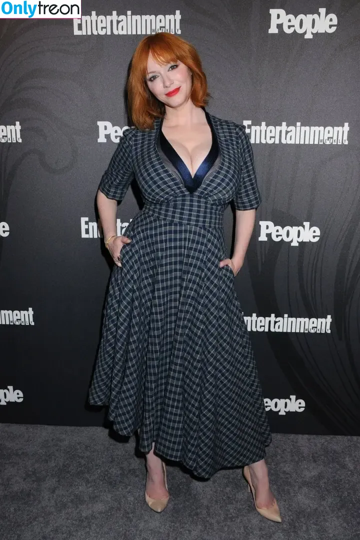 Christina Hendricks nude photo #1532 (actuallychristinahendricks)