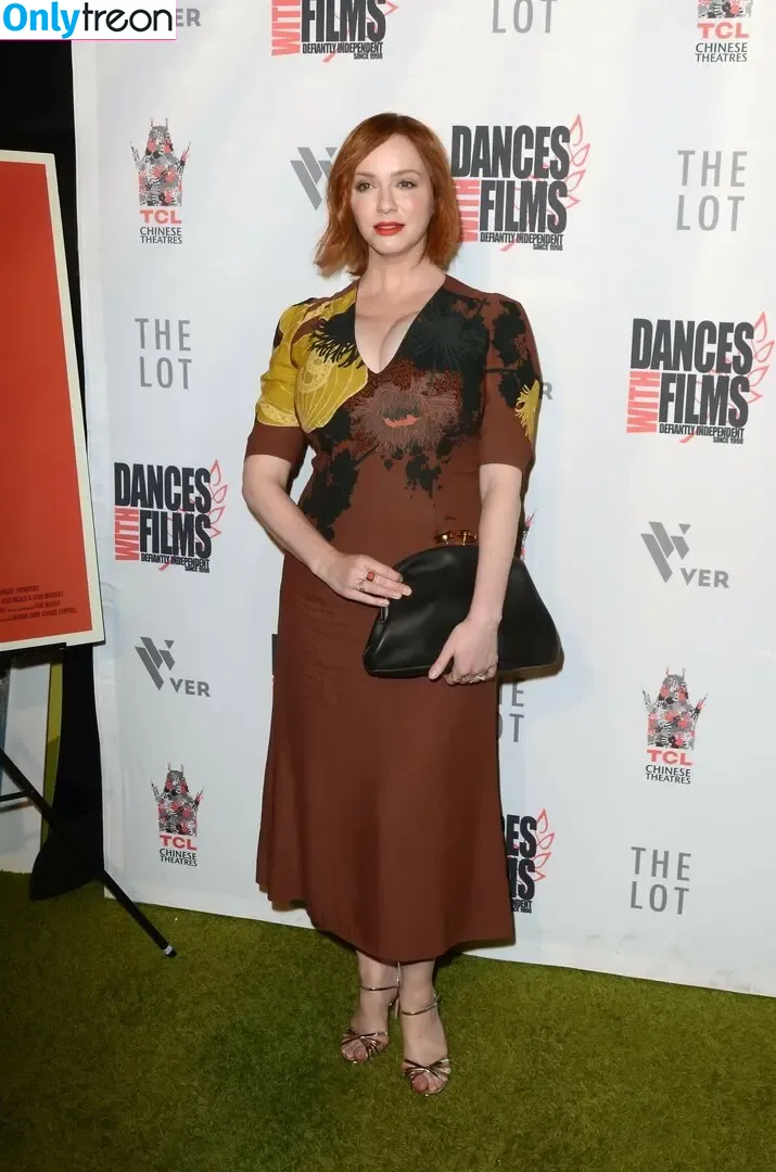Christina Hendricks nude photo #1606 (actuallychristinahendricks)