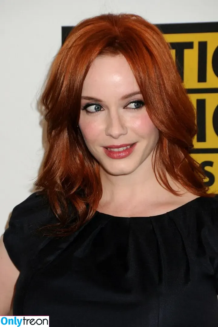 Christina Hendricks nude photo #1722 (actuallychristinahendricks)