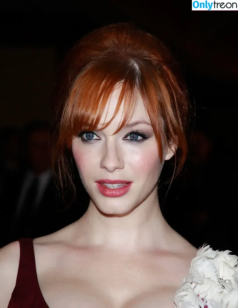 Christina Hendricks nude photo #1917 (actuallychristinahendricks)