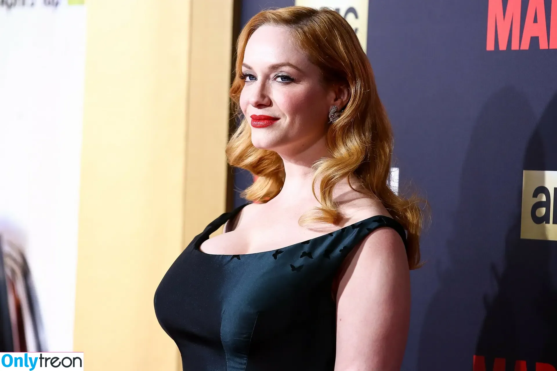 Christina Hendricks nude photo #1943 (actuallychristinahendricks)