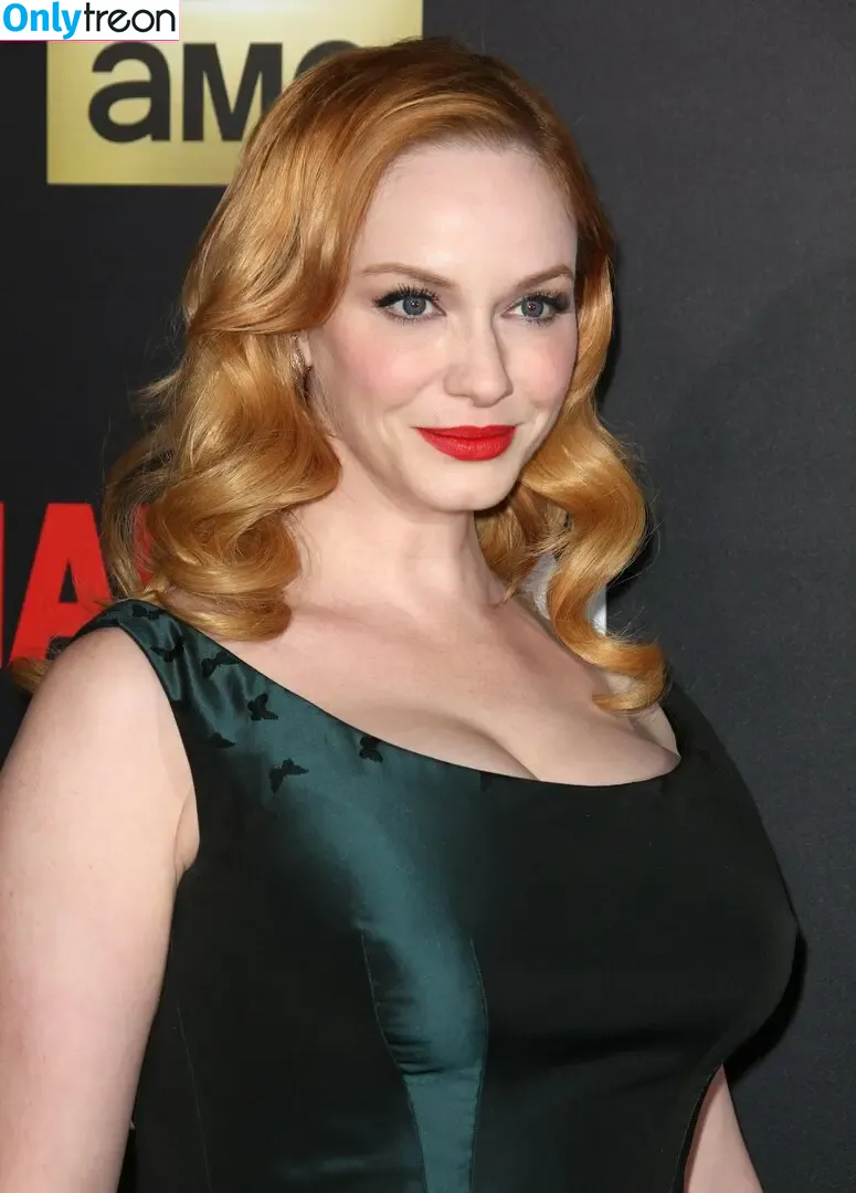Christina Hendricks nude photo #1961 (actuallychristinahendricks)