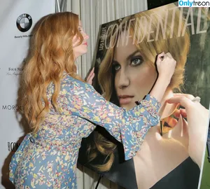 Christina Hendricks / actuallychristinahendricks nude photo #2031