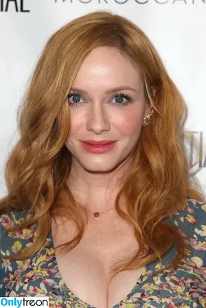 Christina Hendricks / actuallychristinahendricks nude photo #2049