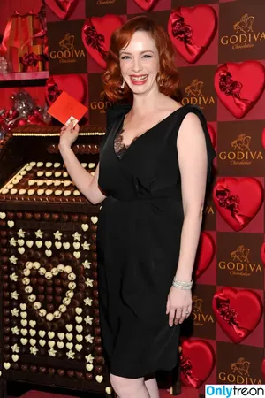 Christina Hendricks / actuallychristinahendricks nude photo #2057