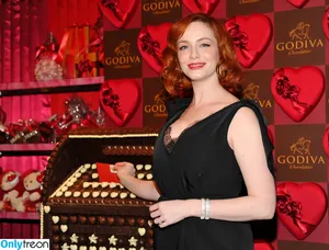 Christina Hendricks / actuallychristinahendricks nude photo #2058