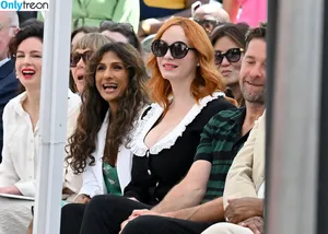 Christina Hendricks / actuallychristinahendricks nude photo #2073