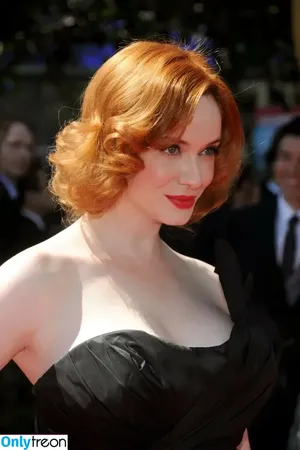 Christina Hendricks / actuallychristinahendricks nude photo #2117