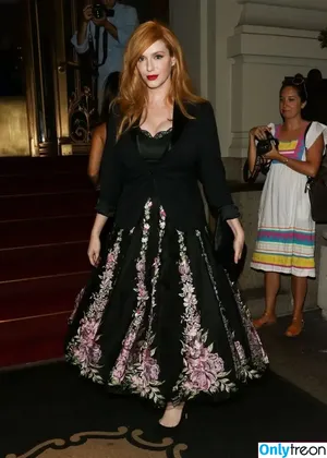 Christina Hendricks / actuallychristinahendricks nude photo #2144