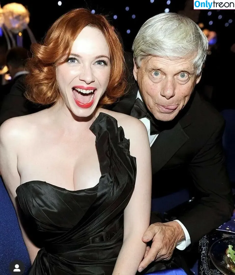 Christina Hendricks nude photo #2110 (actuallychristinahendricks)