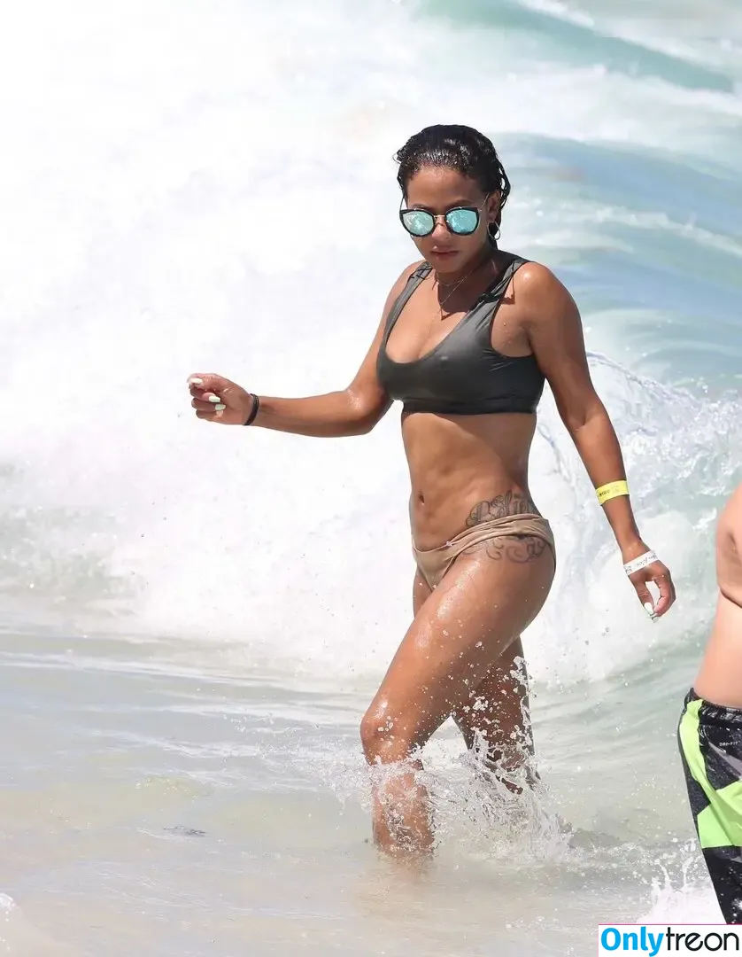 Christina Milian nude photo #1138 (christinamilian / kacytgirl)