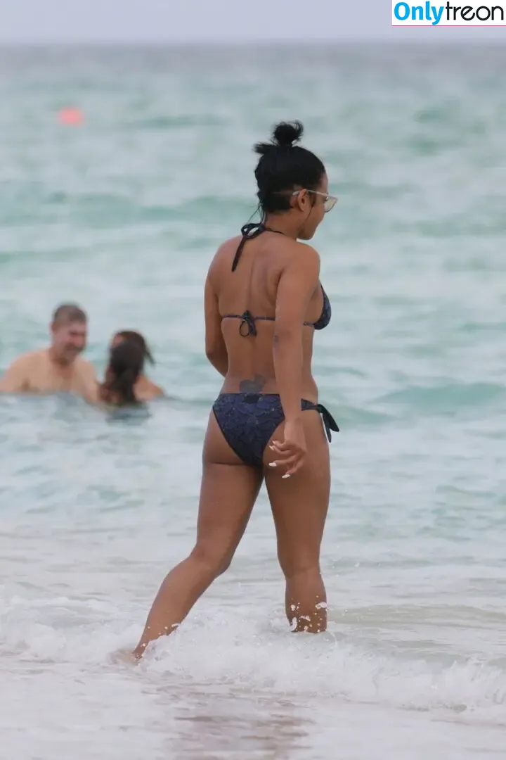 Christina Milian nude photo #1219 (christinamilian / kacytgirl)