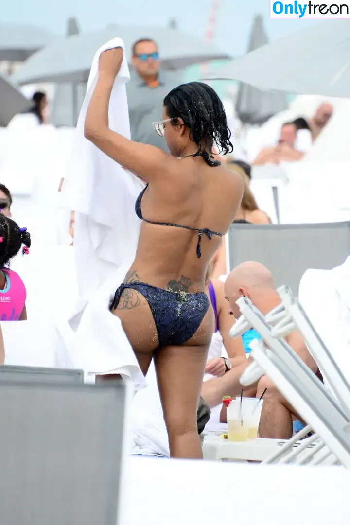 Christina Milian nude photo #1220 (christinamilian / kacytgirl)