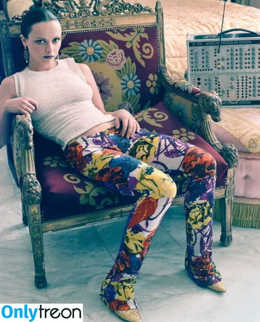 Christina Ricci nude photo #0035 (ChristinaRicci / arianaricci / riccigrams)