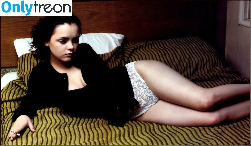 Christina Ricci nude photo #0040 (ChristinaRicci / arianaricci / riccigrams)