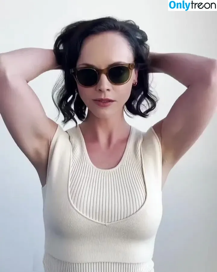 Christina Ricci nude photo #0100 (ChristinaRicci / arianaricci / riccigrams)