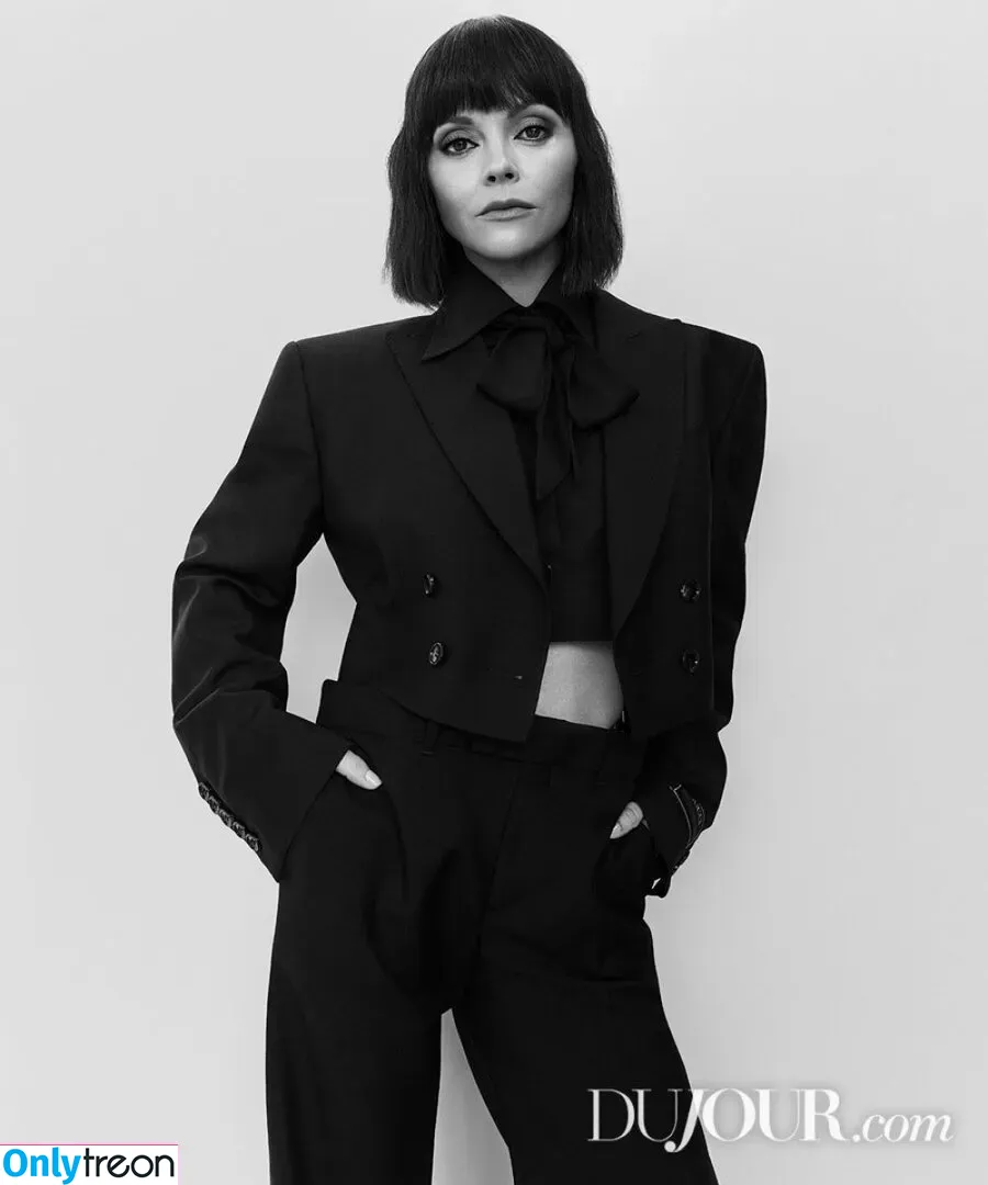 Christina Ricci nude photo #0125 (ChristinaRicci / arianaricci / riccigrams)