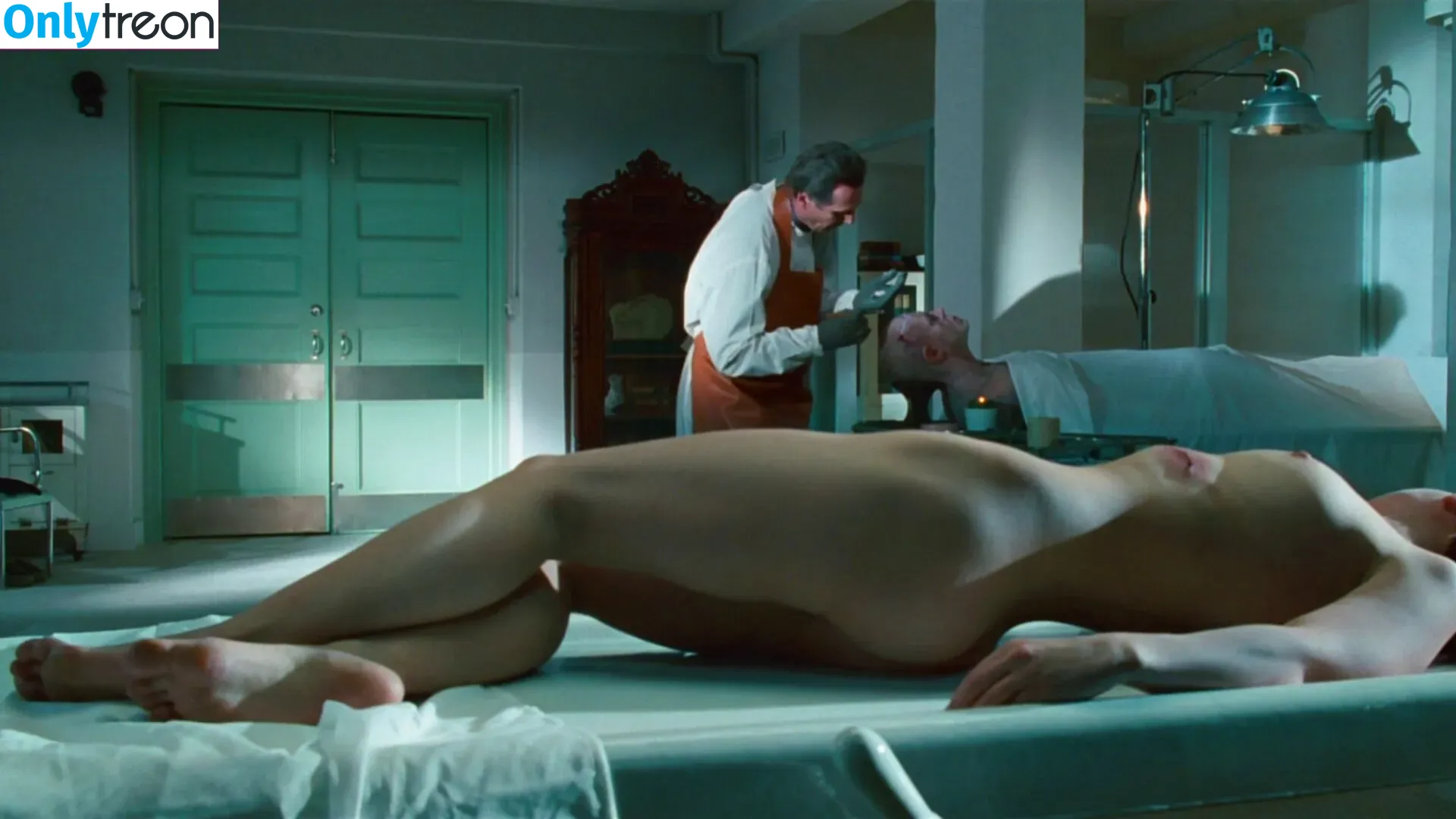 Christina Ricci nude photo #0151 (ChristinaRicci / arianaricci / riccigrams)
