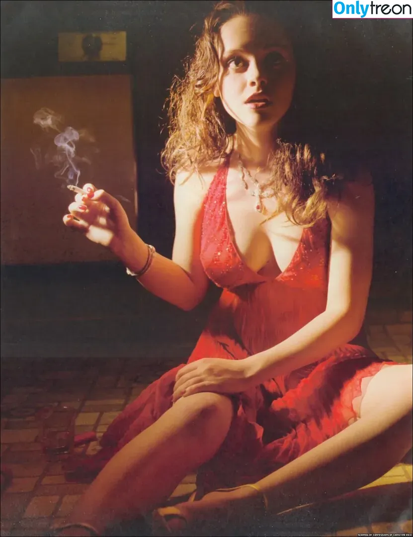Christina Ricci nude photo #0158 (ChristinaRicci / arianaricci / riccigrams)