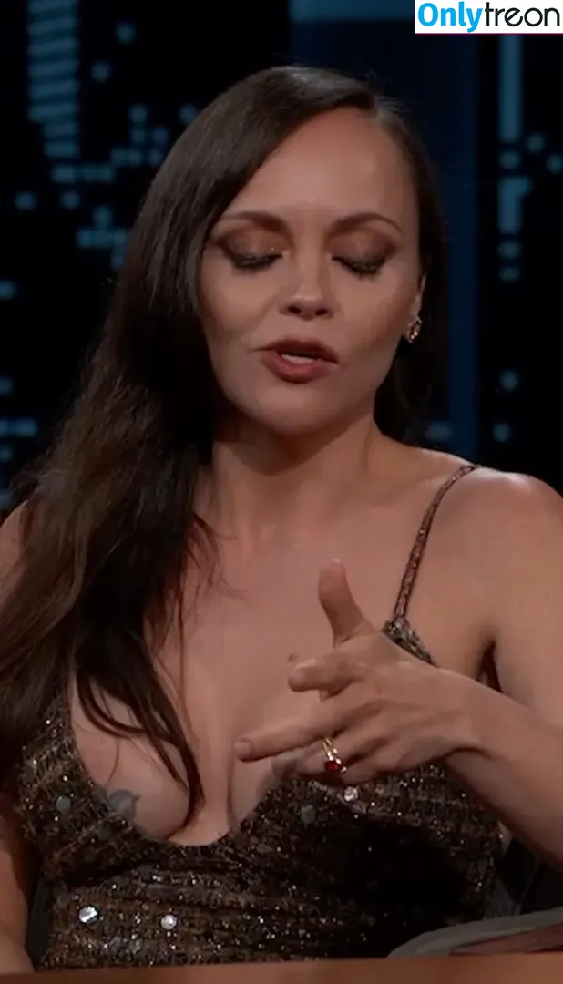 Christina Ricci nude photo #0605 (ChristinaRicci / riccigrams)