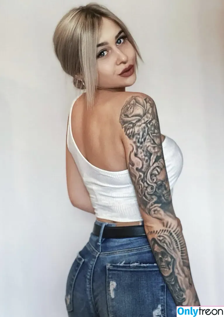 Christina Sigl nude photo #0026 (chrissi_sigl)