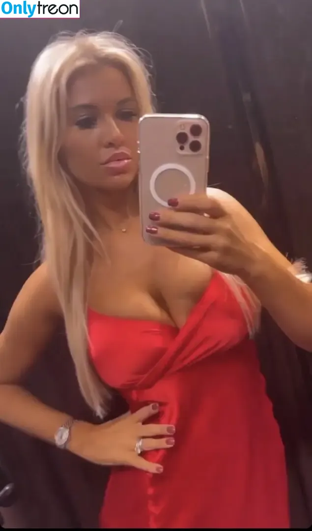 Christine McGuinness nude photo #0013 (mrscmcguinness)