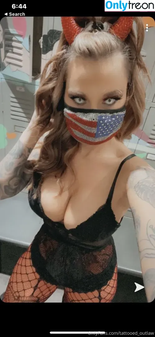 chroniclesofatiredassmom nude photo #0052 (tattooedoutlaw16)